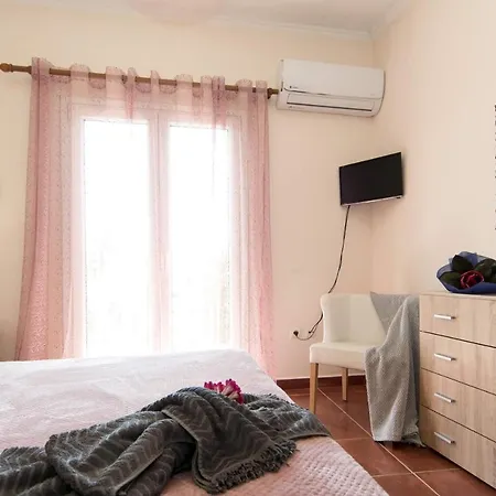 Apartament Pura Vida Laganas